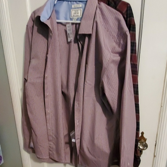 Jos A Bank Mens Button down - Picture 1 of 3